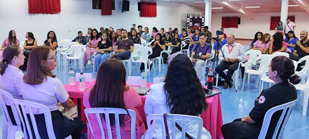 Em palestra especializada, UCP encerra Outubro Rosa em Pedro Juan Caballero