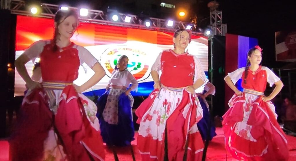 Festival celebra a cultura e arte do Paraguai e da fronteira.