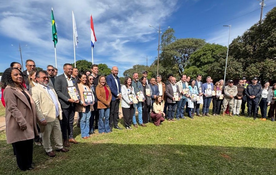 Carlos Bernardo prestigia Encontro Internacional UniFronteiras e reforça integração entre Brasil e Paraguai